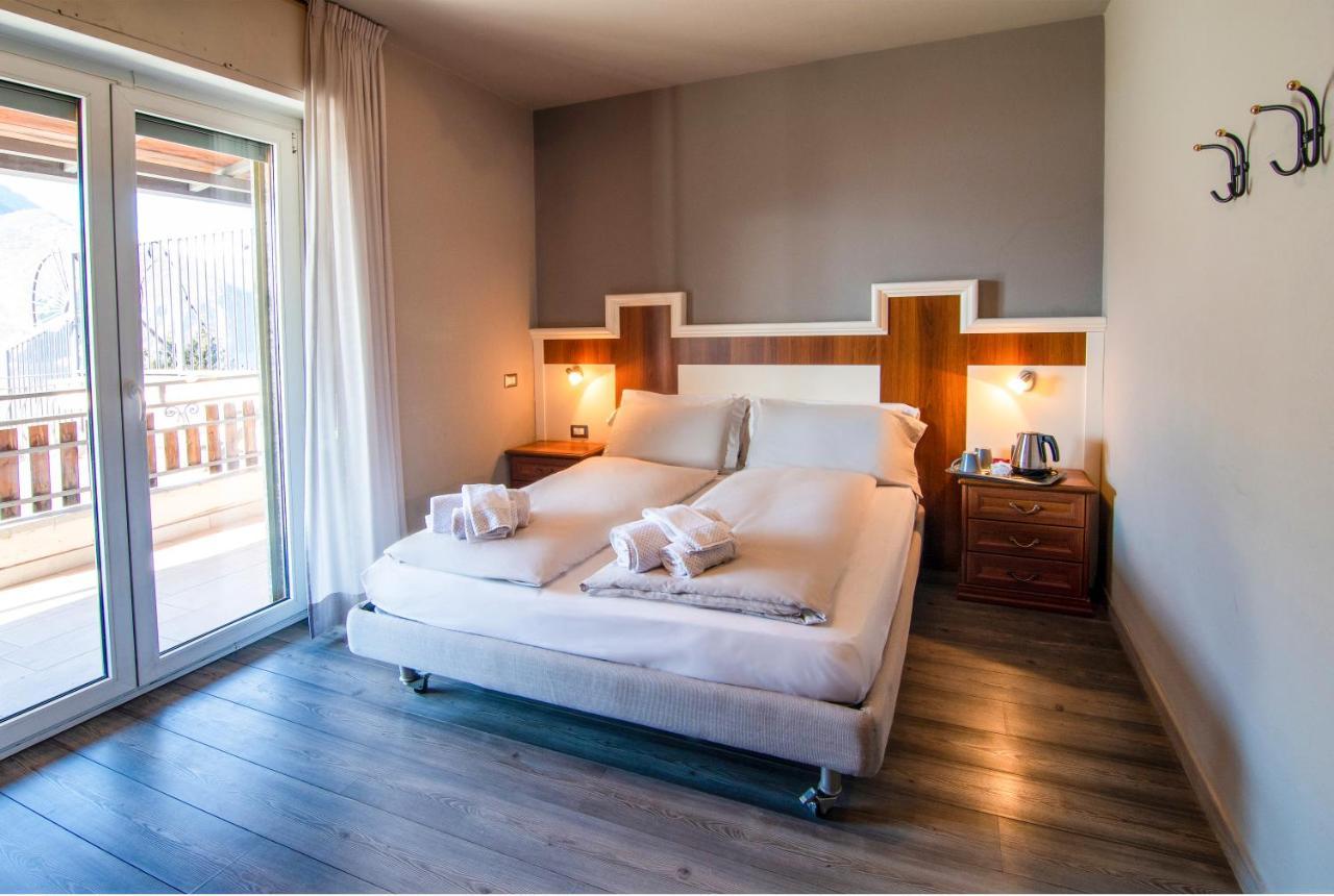 Hotel Saligari Verceia Екстер'єр фото