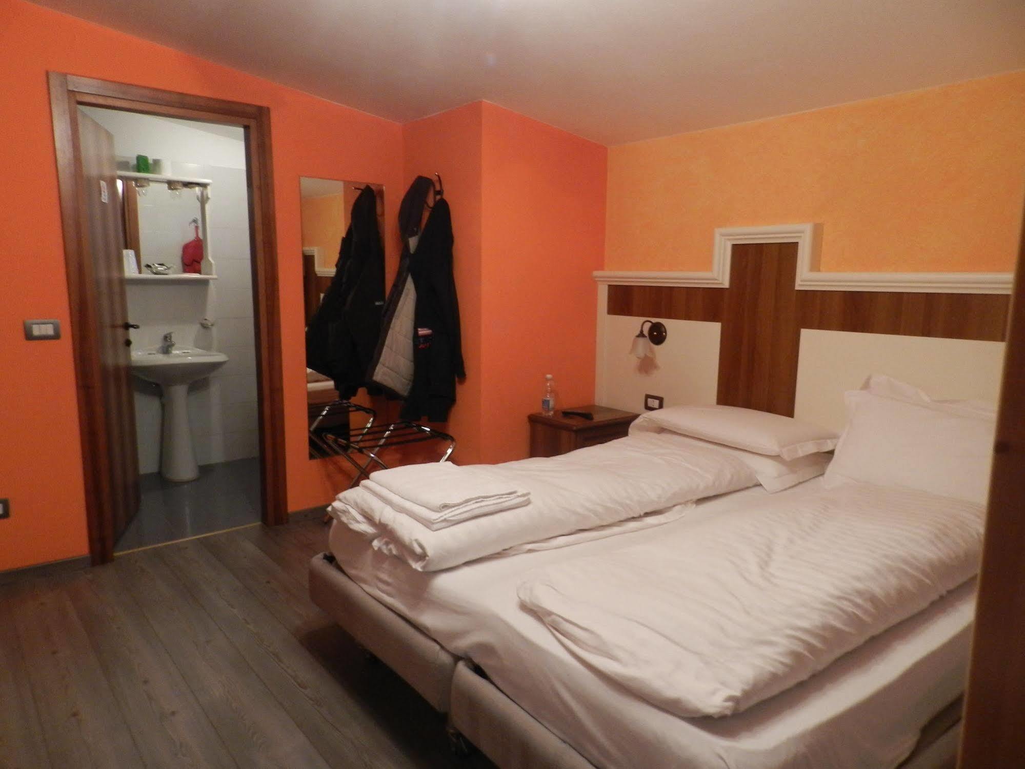 Hotel Saligari Verceia Екстер'єр фото